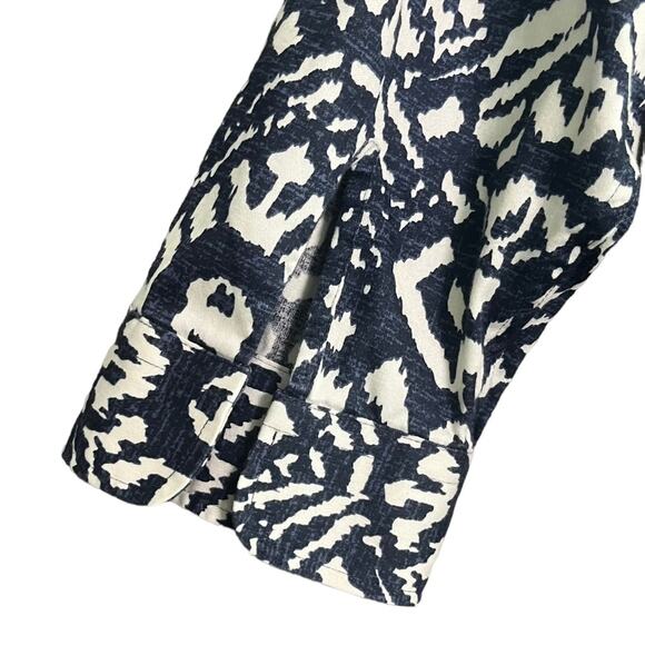 Lauren Ralph Lauren Womens Top Large Blue White Motif Tribal Geometric Button - Picture 4 of 6